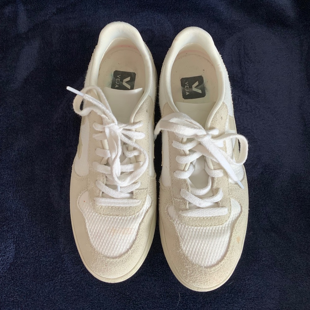 Veja Cream and White V-10 Style Sneakers - Picture 6 of 6